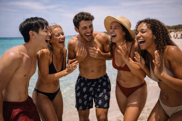 Mallorca Beach Day: Full-Day Guided Tour with Snorkel & Umbrella