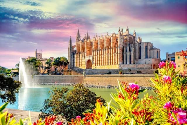 Palma de Mallorca and Valldemossa Tour from Cruise Port